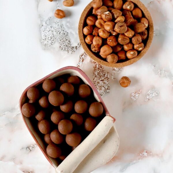 Orzechy laskowe w czekoladzie kokosowej - obrazek 5