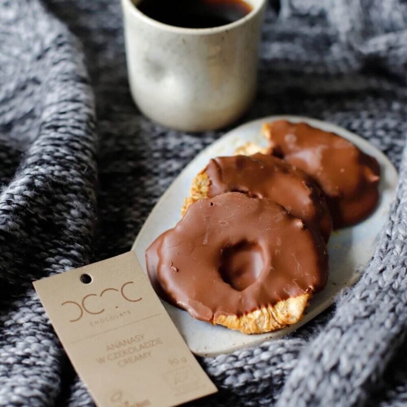 ananas-w-czekoladzie-kubek