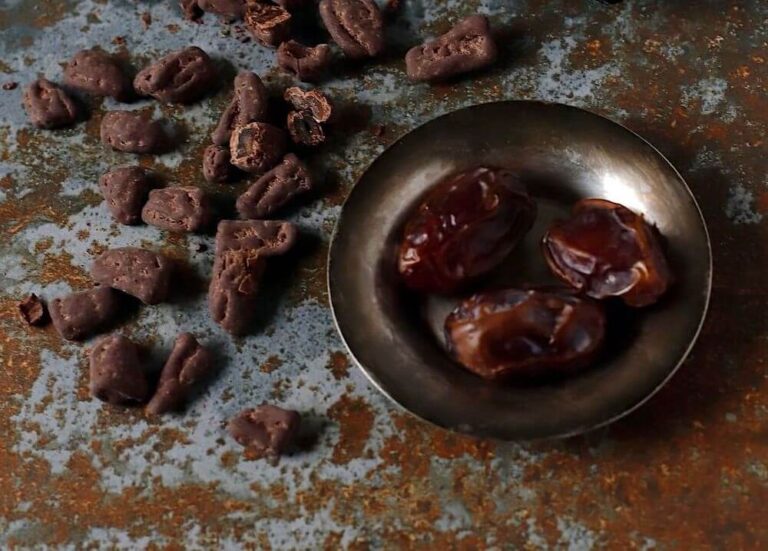 daktyle w czekoladzie