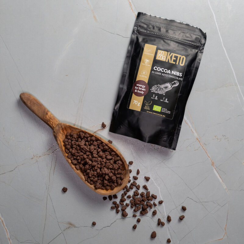 Ziarna kakaowca w keto czekoladzie_