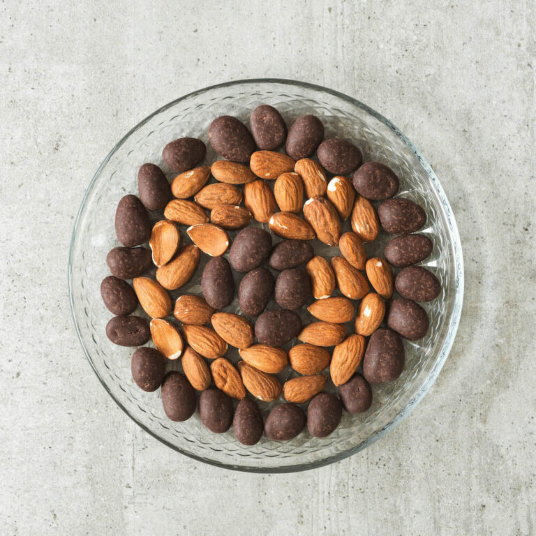 migdały w czekoladzie